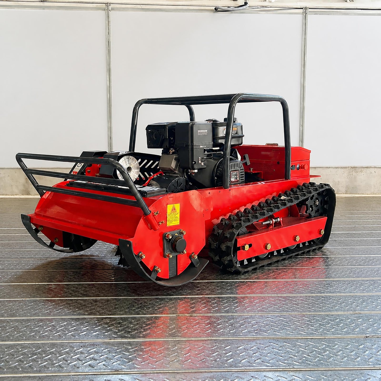 GreenShine GST-800 gasoline hybrid tracked flail mower real machine view